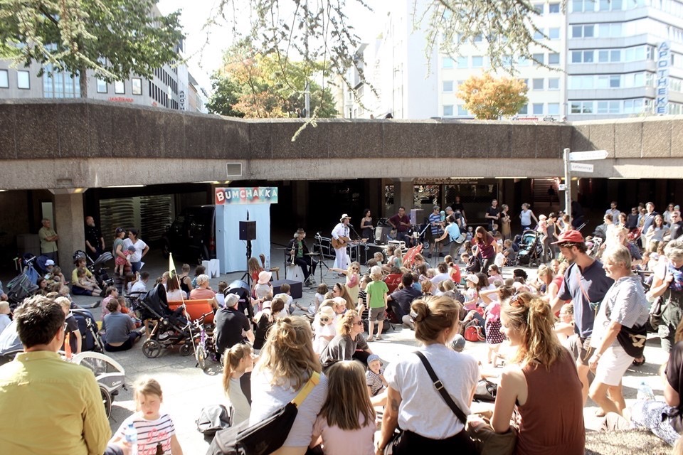 Konzert und Begegnung am Ebertplatz in Köln